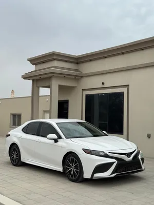 Used Toyota Camry in Al Dakhiliya