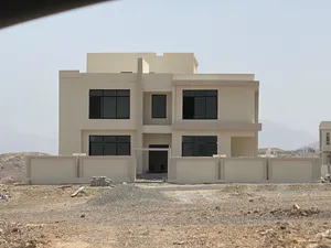 554 m2 5 Bedrooms Townhouse for Sale in Muscat Amerat