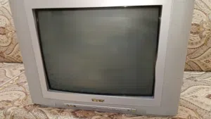 تلفزيون ماركة orson ياباني الصنع بحالة ممتازة