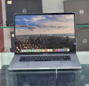 Apple 2019 i7 Processor Model A2141 16Gb Ram ddr4 500gb Ssd Touch bar Touch id Original Charger