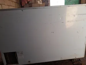 ثلاجة ديب فريزر زجاج