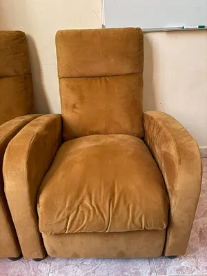 يوجد كرسين (lazy chair) للبيع