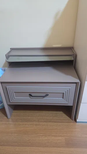 Dressing table & 2 bedside table