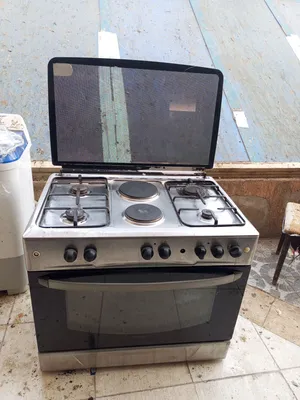 بوتاجاز شعله شغال كهرباء وغاز وفرن روعه بصراحة سبب البيع المكان صغير والسعر خيال