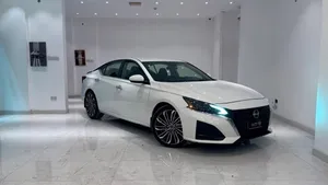 نيسان التيما S 2023 للبيع