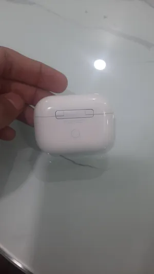 Airpod pro genuine condition excellent sound quality feel it to fly