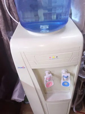 كولر سمكس مستعمل بارد جانب وثلاجه تحتيه بسعر مغري حلوى شبه وكاله