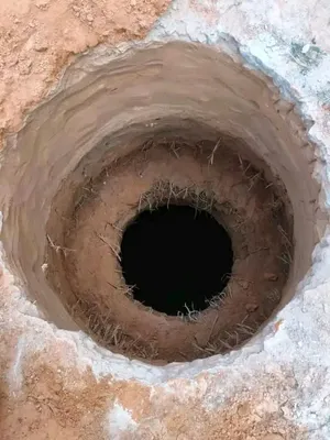 حفر ابار سوداء