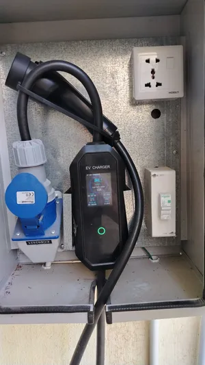 شاحن EV Chargers و صندوق شحن
