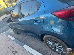 Mazda 2 hatchback