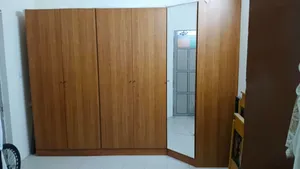 دولاب (خزانة ملابس) دنماركي ثلاث قطع للبيع