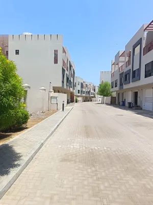 فيلا راقية للبيع في السيب – مجمع دار الزين Luxury Villa for Sale in Seeb – Dar Al Zain Complex