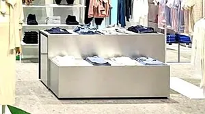 طاولة عرض ستانلس ستيل مطفي مع أدراج سحب (170 × 50 × 80 سم) للبيع  Steel Table + Drawers