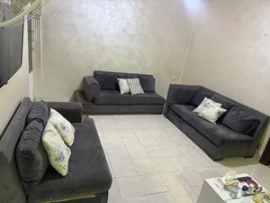 طقم كنب رمادي بسعر منااافس