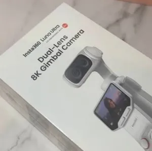 Insta360 Luna Ultra white كاميرا لون ابيض نادر