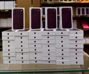 ايفون 18 برو ماكس ، ذاكرة 256GB اللون البرغندي جديد نسخة الشرق الاوسط
