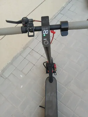 سكوتر للبيع مستعمل ثلاث اشهر مع قفل ومفتاح
