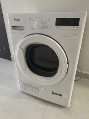 نشافة/ مجفف ملابس