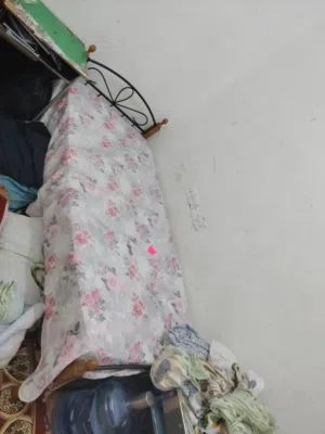 single bed