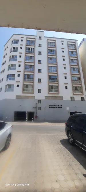 شقة مفروشة للإيجار السنوي في القرم/Furnished Apartment for Annual Rent in Al Qurum