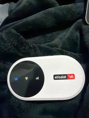 راوتر للبيع مطلوب700 جنيه من شركة اتصالات 4G يسهل التنقل به حجمه صغير
