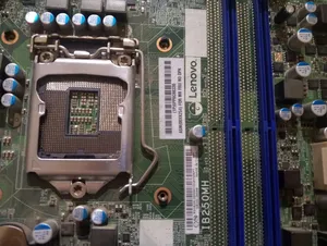 للبيع: باندل Lenovo (بورد B250 + باور سبلاي + مروحة معالج) وبسعررر حرقق