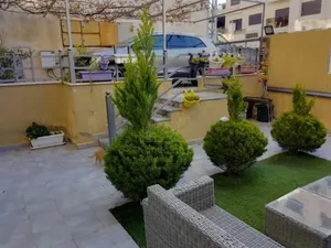شقة فاخرة للبيع في خلدا