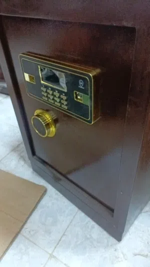 خزنات مشكله حسب طلبك اصلي ثقيل جدا حسب طلبك