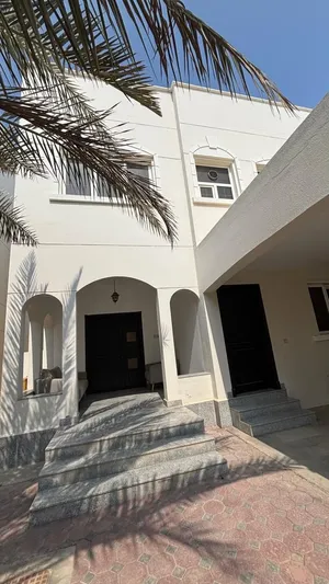 288 m2 5 Bedrooms Villa for Sale in Muscat Al Khoud