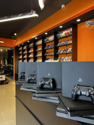 Ps4. Ps4 slim. Ps4 fat. بلايستيشن. Ps4 بلايستيشن 4. بلايستيشن للبيع. PlayStation. مكفول سنه
