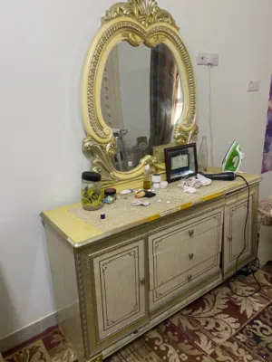 غرفة نوم و تسريحه