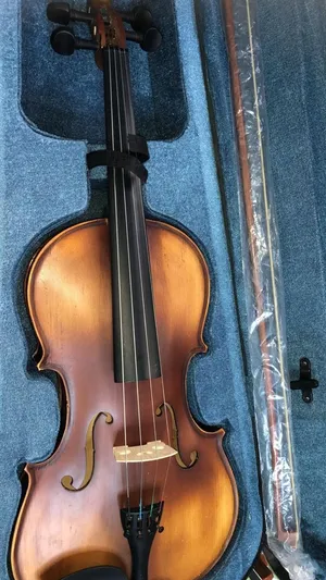 Violone (فيولوني)