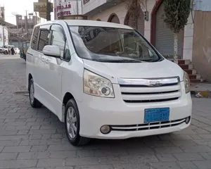 باص نوها موديل 2009
