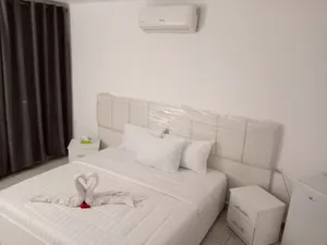 غرف نظام اجنحه فندقيه مفروش بجانب مستشفى الاردن