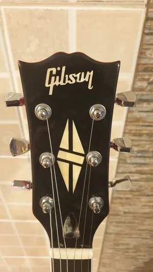 Gibson ES 335 Replica