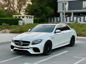 Mercedes E63s AMG 2018 //59k km