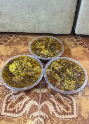 عسل لبان نادر