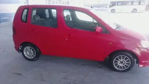 ديهاتسو 2001 نضيفه لا تحتاج اي نوع من الصيانه