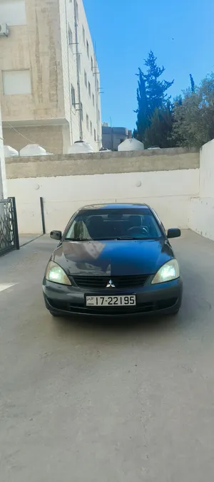 متسوبيشي لانسر 1300 محرك