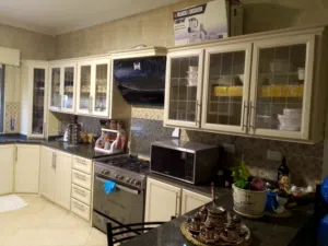 (صيانه عامه) بكافه اعمال الالمنيوم والمطابخ والشبابيك زياد مودرن كلاسيك المطابخ