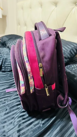 شنطة مدرسة بناتي ماركة MK