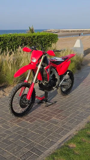 العنوان   للبيع هوندا CRF450X موديل 2026 وكالة  بحالة ممتازة
