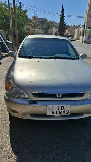 كيا ريو 2001