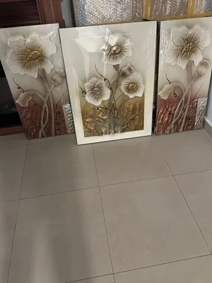 Picture frame set brand new consist of three frames