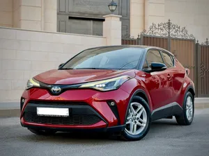 تويوتا C-HR داينمك موديل 2021 وارد وصيانة المركزية بحالة الوكالة