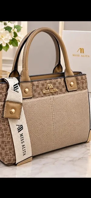 شنتة يد نسائيه جديده خامه ممتازه وماركة Miss ALITA