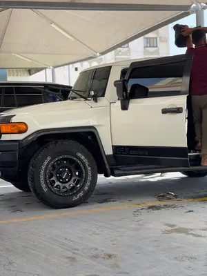 Used Toyota FJ in Muscat