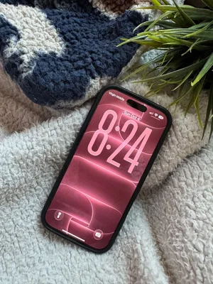 iPhone 17 Pro Burgundy 256GB - Like New (99% Battery) iOS 27 / Looks Exactly Like 18 Pro