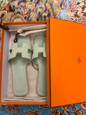 Hermès Oran Sandals – Vert Jade – Size 38