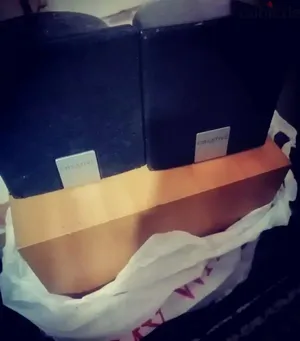 يوجد سماعات حاله جيده للبيع بسعر جيد